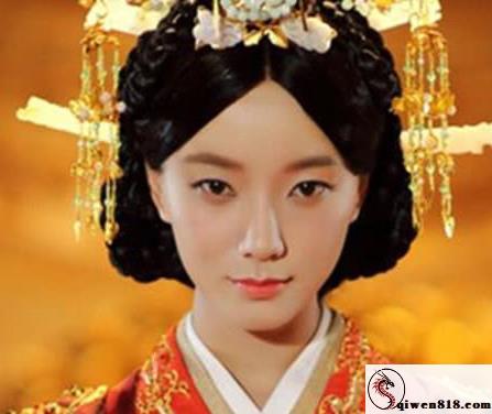 艾嫣 candy0807台妹狂野多人派对 浴室喉咙的开最深处 喉咙的开最深处骑马乘车一样 热辣整活