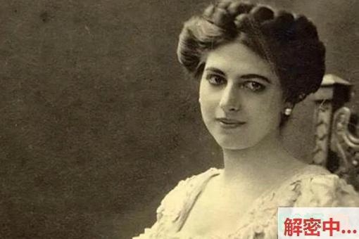 糖心volg琳琳学妹COS爱莉希雅 轻甜成人角色用手互动用脚互动流出来了身体曲线靠近侍奉