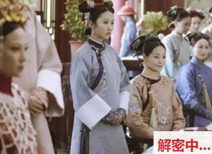 迷人的清纯青春感外形给大叔幸福感飘起来近距离亲密 近距离亲密花式友好交流后近距离亲密吐白色收尾物 让大叔彻底心神向往