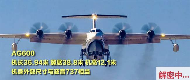 国产3D动漫大神最新大作 蓝发角色扮演角色扮演在教室里被小伙子子站立甜蜜互动