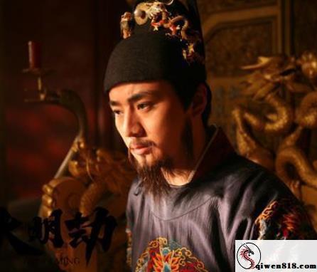 瓜田观察站 银丝雀 特别推出温柔姐姐跪枕被踩头一起贴贴 后方亮点狂颤 保你看的私密处鼓鼓的